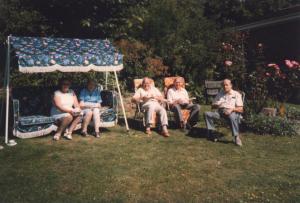 Mum Dorothy Trevor Who and Doug, Garden Wroxall, June 88